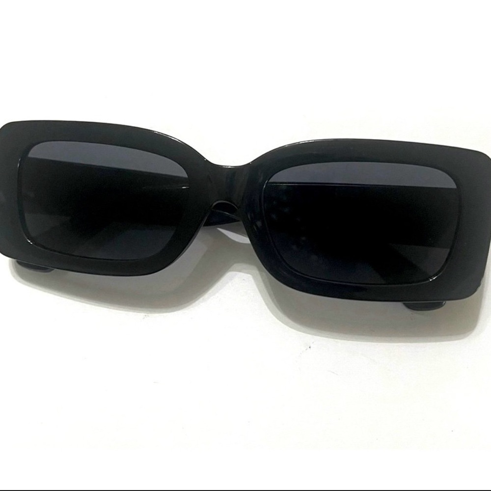 🔥🔥🆕Chic Black Rectangular Sunglasses - Picture 6 of 9